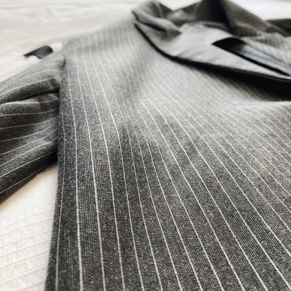 H-4 GREY WHITE STRIPED SIDE RELEASE BUCKLE STRAPS BACK PATCH BOYFRIEND BLAZER - Picture 8 of 10